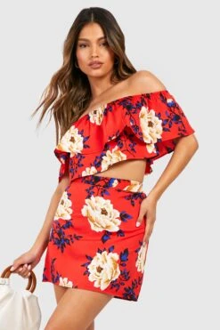 BOOHOO Ensemble à Imprimé Fleuri Avec Top Volanté Et Mini-jupe