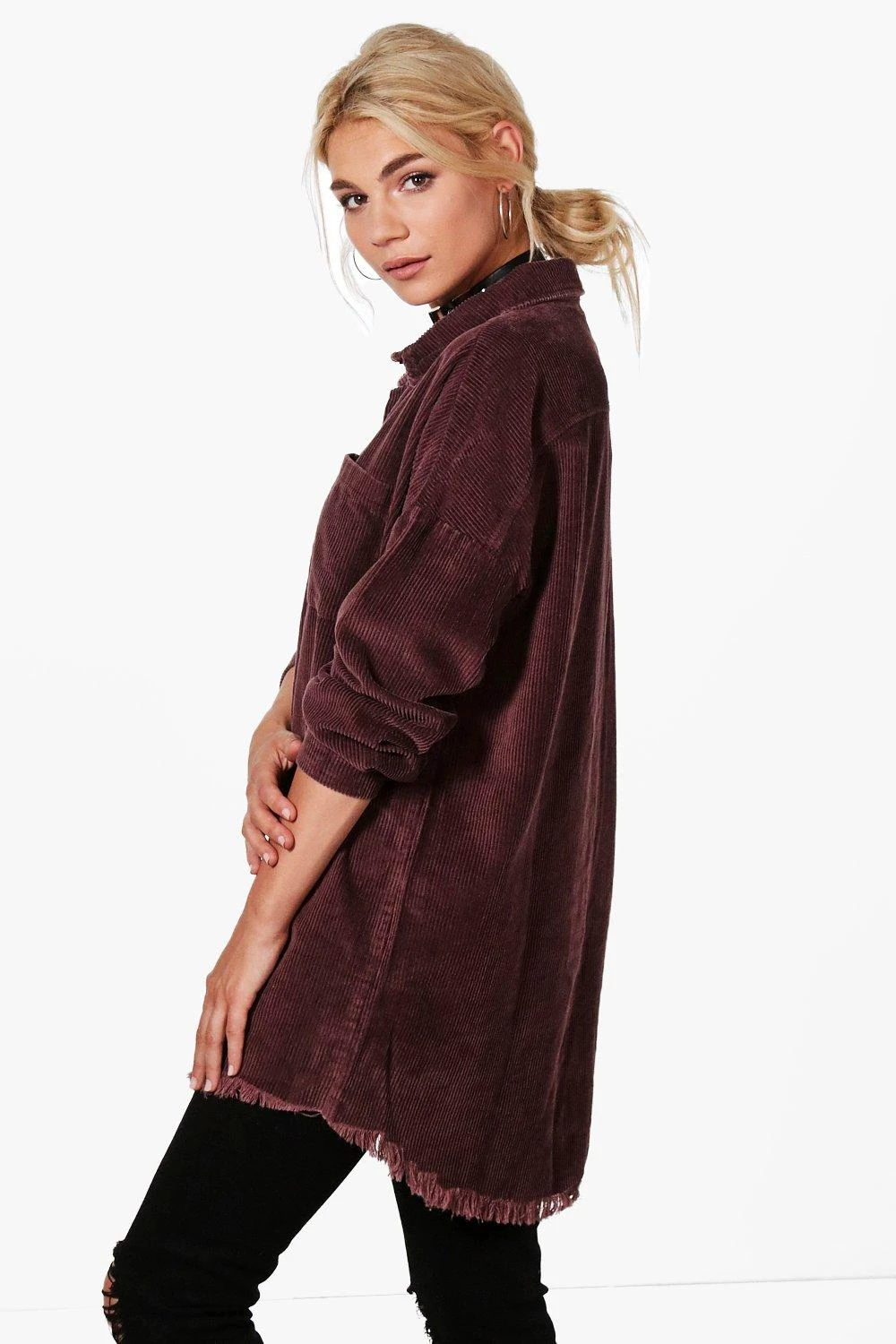 Chemise Côtelée Oversize à Bords Bruts 4 Chemise Côtelée Oversize à Bords Bruts – Image 2