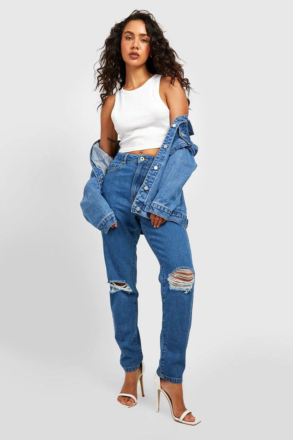 Jean Mom Déchiré Taille Haute 5 Jean Mom Déchiré Taille Haute – Image 3