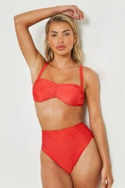 Bikini Avec Haut BrassiÚre Froncé Et Bas Taille Haute