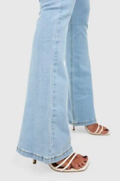 BOOHOO Jean Flare Push-up Taille Mi-haute 9 BOOHOO Jean Flare Push-up Taille Mi-haute -FR Chemises Soldes Magasin gzz32873 light20wash xl 3