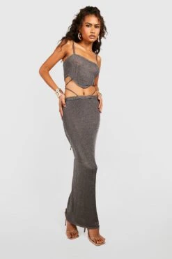 Ensemble En Crochet Métallisé Avec Corset Et Jupe Longue