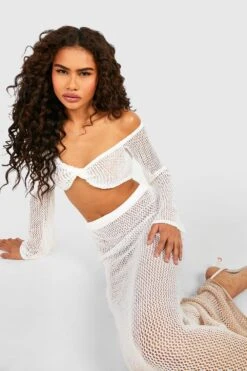 Ensemble En Crochet Avec Top à épaules Dénudées Et Jupe Longue