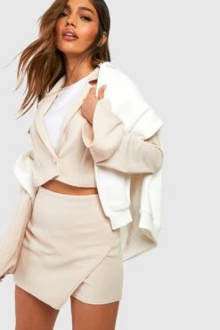 Jupe-short Asymétrique Basique En Jersey