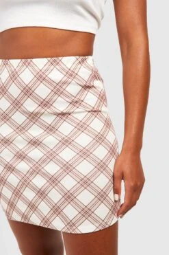 Mini-jupe En Crêpe à Carreaux 9 Mini-jupe En Crêpe à Carreaux -FR Chemises Soldes Magasin gzz57369 sand xl 3